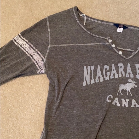 Niagara Falls T-Shirt - Picture 2 of 3
